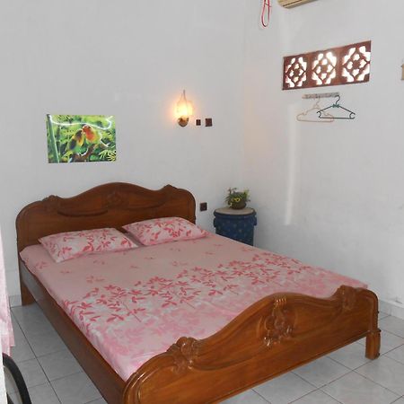 Fortuna Guest House Yogyakarta Esterno foto