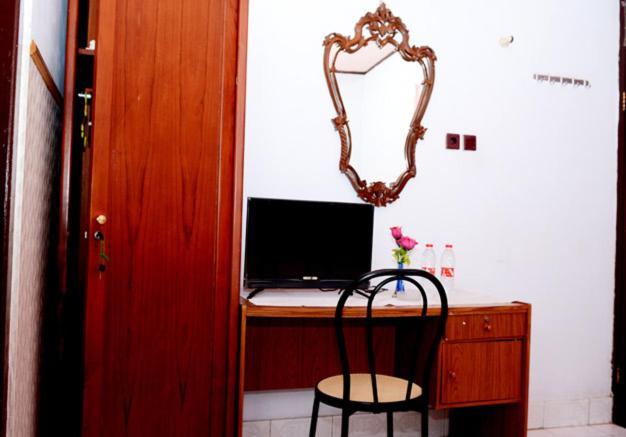 Fortuna Guest House Yogyakarta Esterno foto